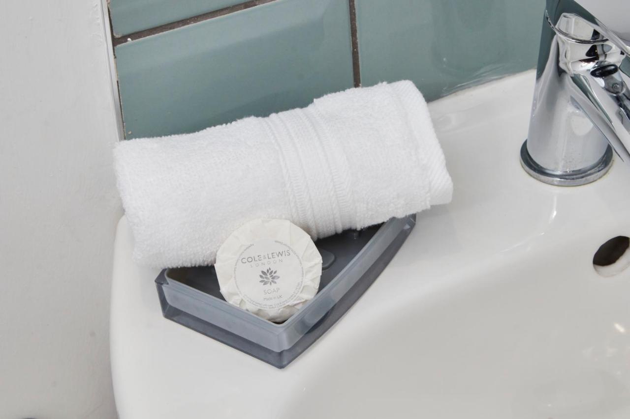 The Nutcracker Suite - Self Check-In, Self-Catering Apartment For East Midlands Airport Kegworth Eksteriør bilde